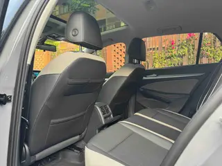 Volkswagen Golf 2021 280TSI DSG 30 Anniversary Edition interior photo 9 Volkswagen Golf 2021 280TSI DSG 30 Anniversary Edition interior photo 9