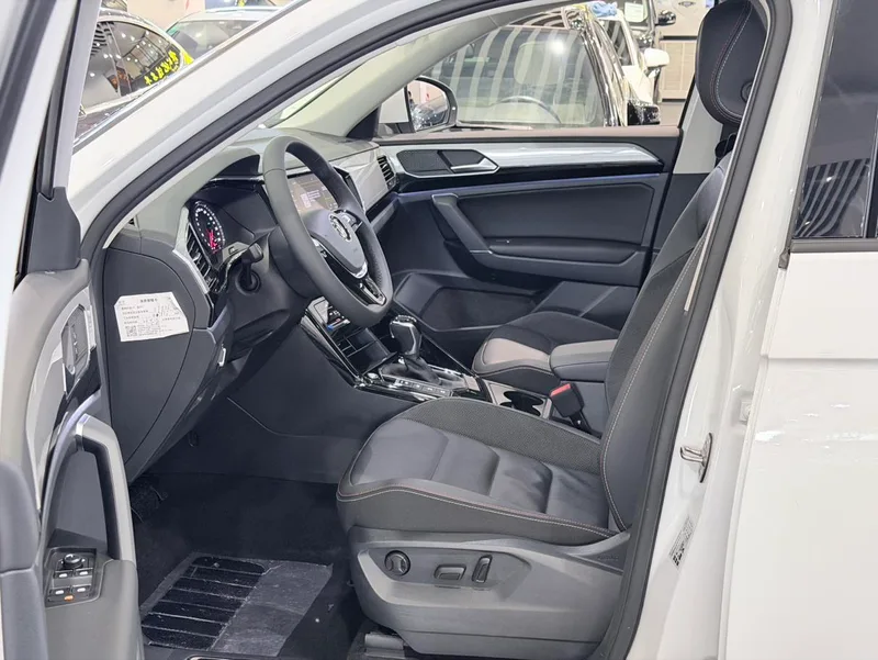 Volkswagen Tayron 2020 330TSI Édition de luxe Shilian extérieur photo 6 Volkswagen Tayron 2020 330TSI Édition de luxe Shilian extérieur photo 6