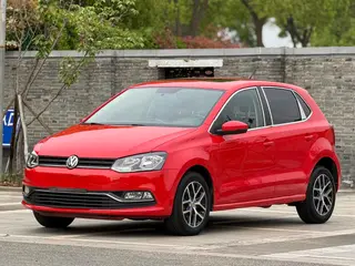 Volkswagen Polo 2016 1.6L Automatic Comfort Type