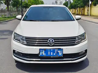 Volkswagen Lavida 2015 1.6L Automatic Comfort Version exterior photo 3 Volkswagen Lavida 2015 1.6L Automatic Comfort Version exterior photo 3