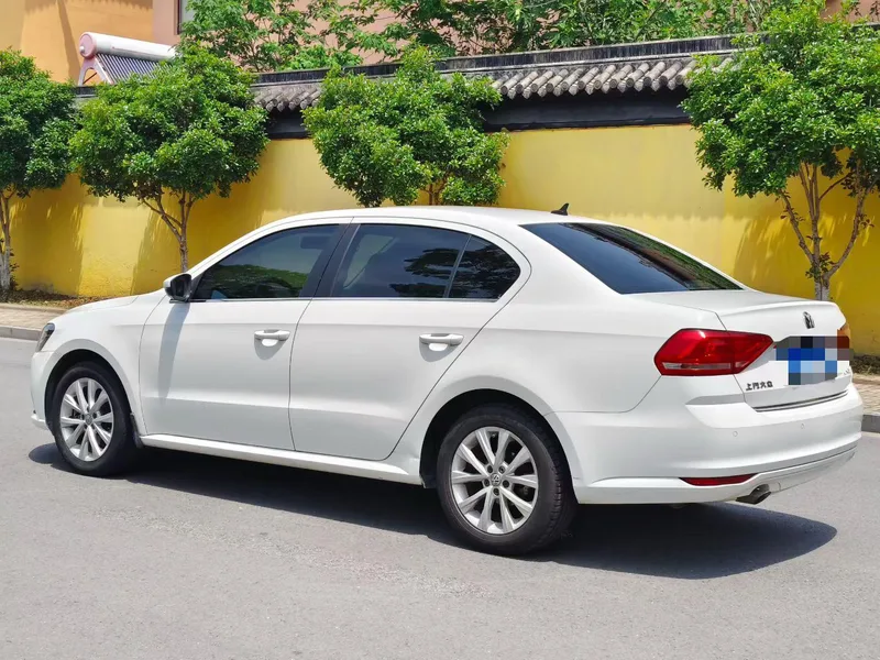 Volkswagen Lavida 2015 1.6L Automatic Comfort Version interior photo 8 Volkswagen Lavida 2015 1.6L Automatic Comfort Version interior photo 8