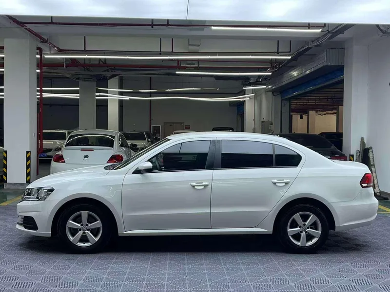 Landwind Volkswagen Lavida 2019 A mis les voiles 1.5L Édition de mode automatique État VI extérieur photo 3 Landwind Volkswagen Lavida 2019 A mis les voiles 1.5L Édition de mode automatique État VI extérieur photo 3