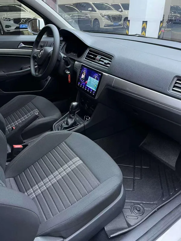 Landwind Volkswagen Lavida 2019 A mis les voiles 1.5L Édition de mode automatique État VI extérieur photo 8 Landwind Volkswagen Lavida 2019 A mis les voiles 1.5L Édition de mode automatique État VI extérieur photo 8