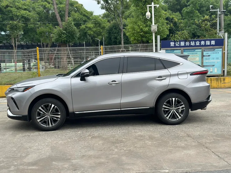 Toyota Venza 2022 2.0L CVT Two-wheel drive luxury edition exterior photo 5 Toyota Venza 2022 2.0L CVT Two-wheel drive luxury edition exterior photo 5