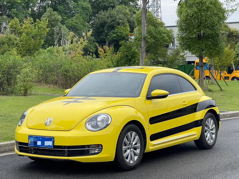 Volkswagen Beetle 2015 180TSI exterior photo 1 Volkswagen Beetle 2015 180TSI exterior photo 1