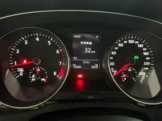 Volkswagen Magotan 2020 330TSI DSG Leading Type interior photo 13 Volkswagen Magotan 2020 330TSI DSG Leading Type interior photo 13