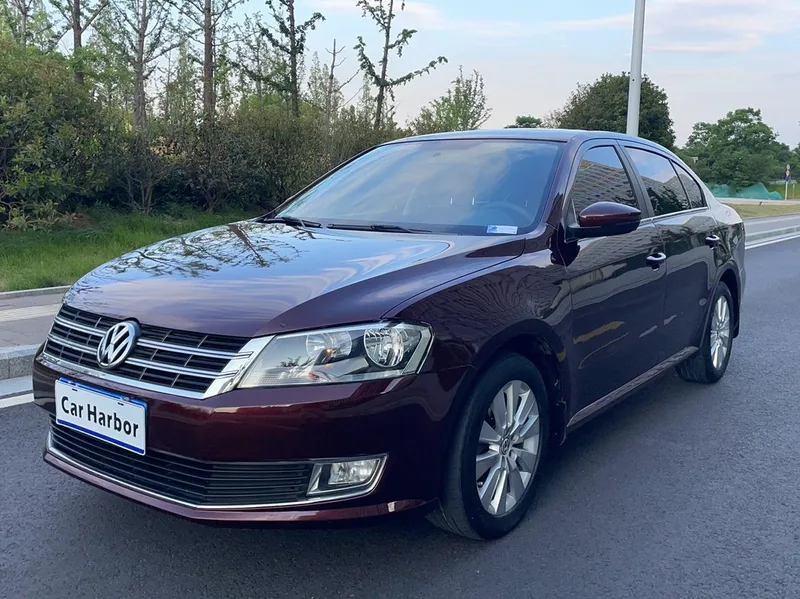 Volkswagen Lavida 2013 Restyling 1.4TSI DSG Comfort Edition exterior photo 1 Volkswagen Lavida 2013 Restyling 1.4TSI DSG Comfort Edition exterior photo 1