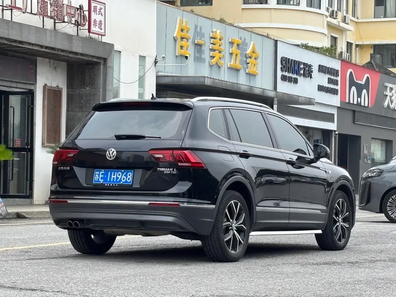 Volkswagen Tiguan L 2019 330TSI Automatic two-wheel drive smart deluxe edition Country VI exterior photo 6 Volkswagen Tiguan L 2019 330TSI Automatic two-wheel drive smart deluxe edition Country VI exterior photo 6