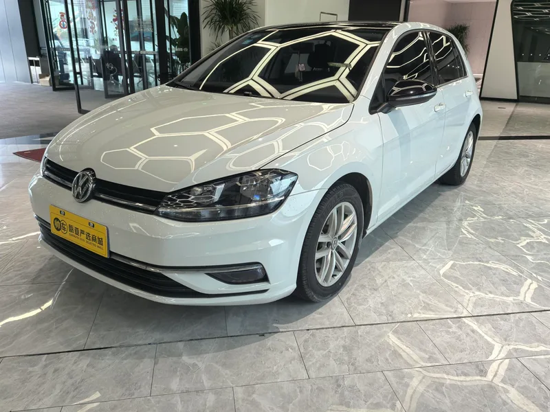Volkswagen Golf 2019 280TSI DSG Comfortable China V exterior photo 1 Volkswagen Golf 2019 280TSI DSG Comfortable China V exterior photo 1