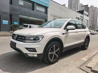 Volkswagen Tiguan L 2019 330TSI Automatic two-wheel drive panoramic comfort version Country VI