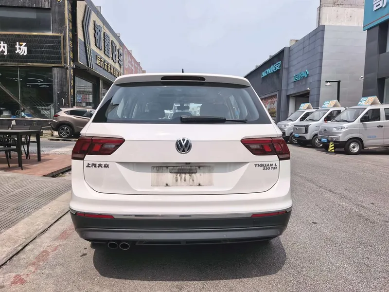 Volkswagen Tiguan L 2019 330TSI Version confort panoramique à traction automatique État VI extérieur photo 2 Volkswagen Tiguan L 2019 330TSI Version confort panoramique à traction automatique État VI extérieur photo 2