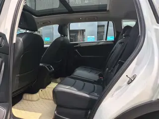 Volkswagen Tiguan L 2019 330TSI Version confort panoramique à traction automatique État VI intérieur photo 6 Volkswagen Tiguan L 2019 330TSI Version confort panoramique à traction automatique État VI intérieur photo 6