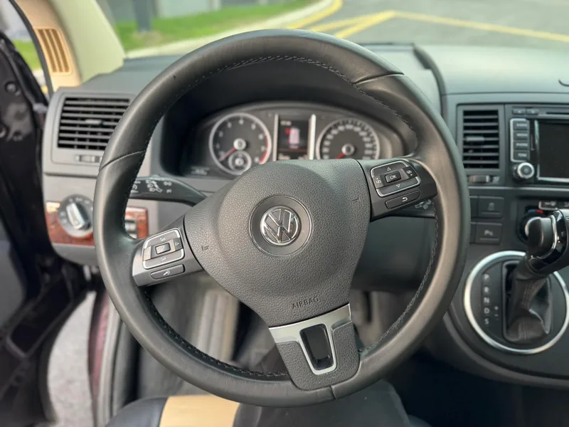 Volkswagen Multivan 2014 2.0TSI Four-wheel drive administration version exterior photo 10 Volkswagen Multivan 2014 2.0TSI Four-wheel drive administration version exterior photo 10