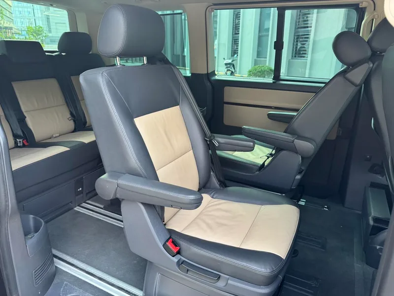 Volkswagen Multivan 2014 2.0TSI Four-wheel drive administration version interior photo 18 Volkswagen Multivan 2014 2.0TSI Four-wheel drive administration version interior photo 18
