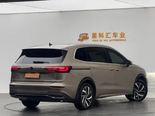 Volkswagen Viloran 2020 330TSI Роскошная версия интерьер фото 15 Volkswagen Viloran 2020 330TSI Роскошная версия интерьер фото 15