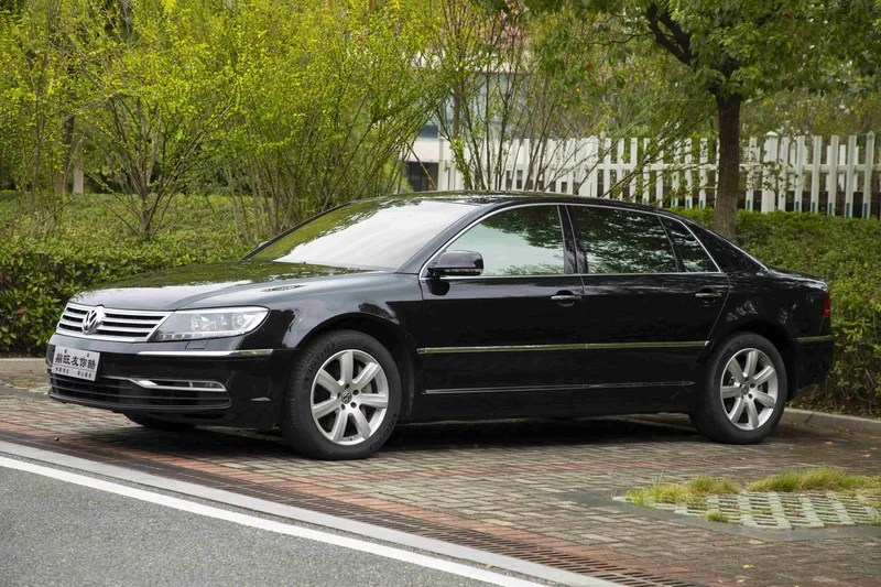 Volkswagen Phaeton 2012 3.0L Administrative exterior photo 1 Volkswagen Phaeton 2012 3.0L Administrative exterior photo 1