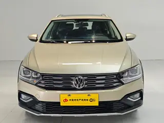 Volkswagen C-TREK 2018 230TSI DSG Comfortable exterior photo 2 Volkswagen C-TREK 2018 230TSI DSG Comfortable exterior photo 2