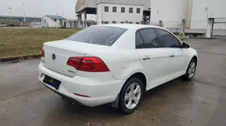 Volkswagen Bora 2014 1.6L Tipo de confort automático exterior foto 7 Volkswagen Bora 2014 1.6L Tipo de confort automático exterior foto 7