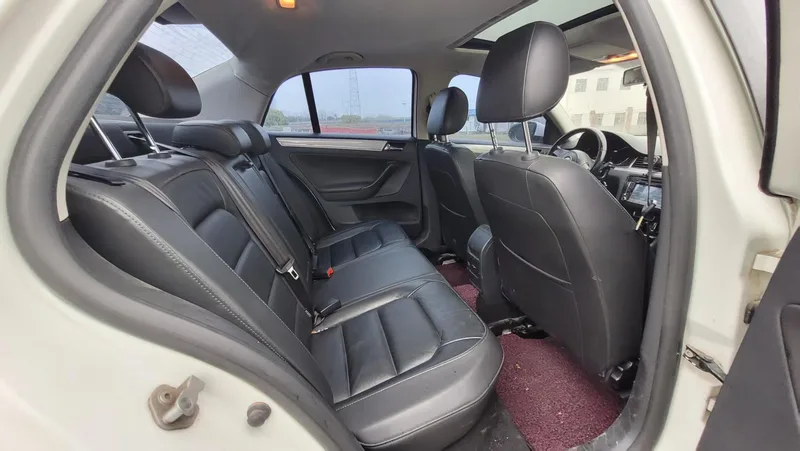 Volkswagen Bora 2014 1.6L Tipo de confort automático interior foto 11 Volkswagen Bora 2014 1.6L Tipo de confort automático interior foto 11