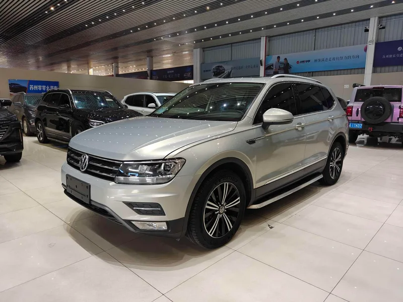 Volkswagen Tiguan L 2019 330TSI Automatic two-wheel drive panoramic comfort version China V exterior photo 1 Volkswagen Tiguan L 2019 330TSI Automatic two-wheel drive panoramic comfort version China V exterior photo 1