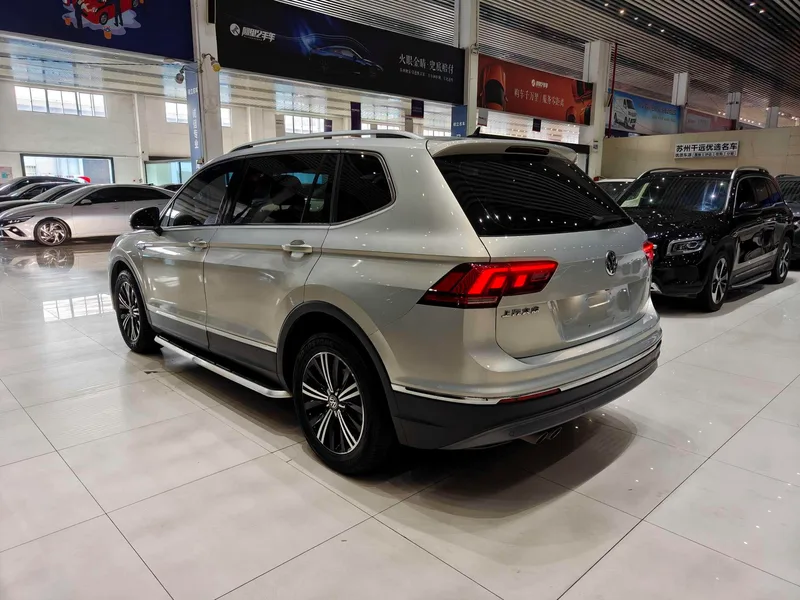 Volkswagen Tiguan L 2019 330TSI Automatic two-wheel drive panoramic comfort version China V interior photo 9 Volkswagen Tiguan L 2019 330TSI Automatic two-wheel drive panoramic comfort version China V interior photo 9