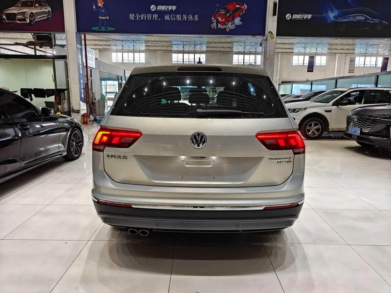 Volkswagen Tiguan L 2019 330TSI Automatic two-wheel drive panoramic comfort version China V interior photo 10 Volkswagen Tiguan L 2019 330TSI Automatic two-wheel drive panoramic comfort version China V interior photo 10