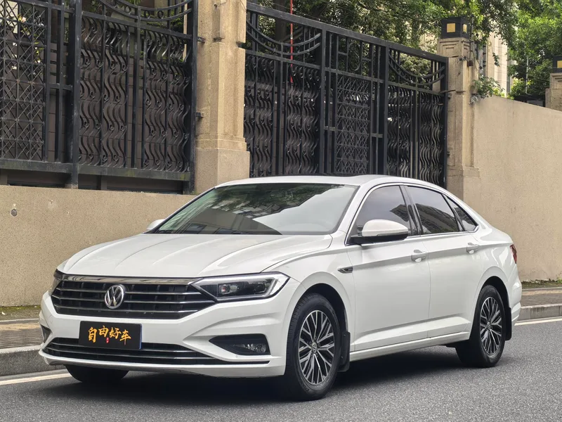 Volkswagen Sagitar 2020 280TSI DSG Comfortable Country VI exterior photo 1 Volkswagen Sagitar 2020 280TSI DSG Comfortable Country VI exterior photo 1