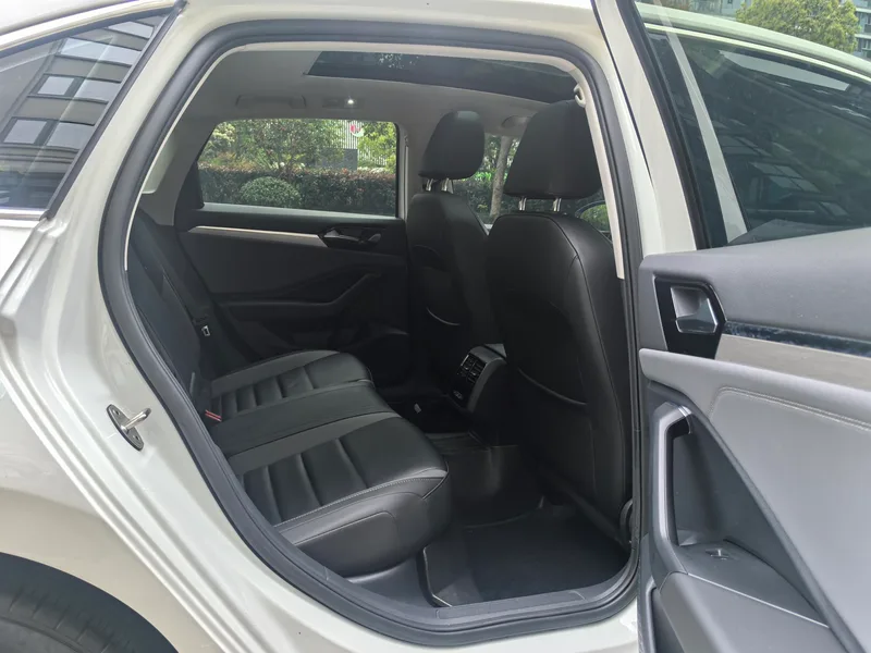 Volkswagen Sagitar 2020 280TSI DSG Comfortable Country VI exterior photo 9 Volkswagen Sagitar 2020 280TSI DSG Comfortable Country VI exterior photo 9