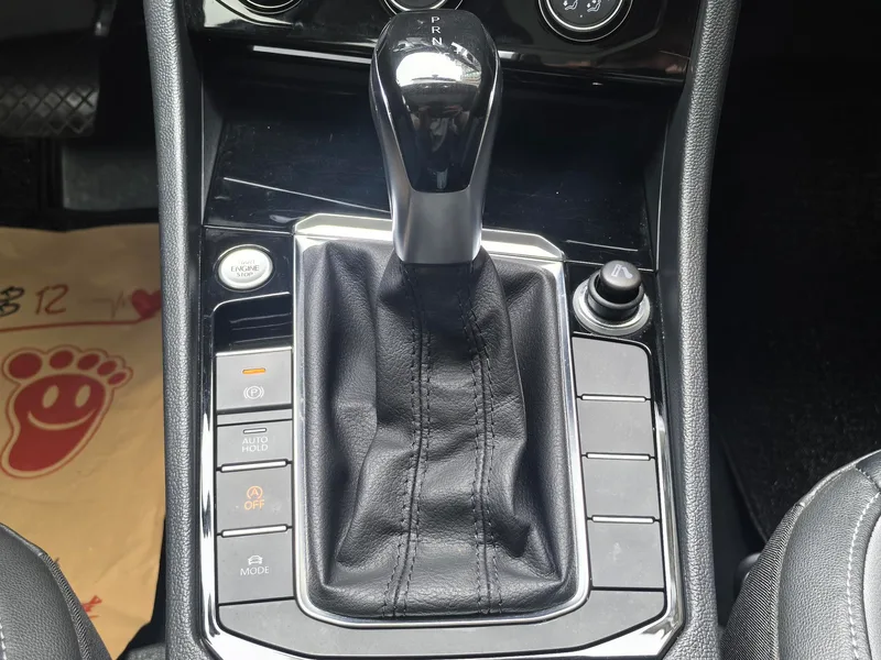 Volkswagen Sagitar 2020 280TSI DSG Comfortable Country VI interior photo 19 Volkswagen Sagitar 2020 280TSI DSG Comfortable Country VI interior photo 19