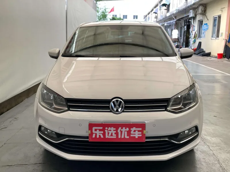 Volkswagen Polo 2014 1.6L Automatic Luxury Edition exterior photo 2 Volkswagen Polo 2014 1.6L Automatic Luxury Edition exterior photo 2