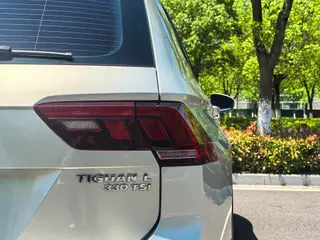 Volkswagen Tiguan L 2017 330TSI Automatic Two-Drive Deluxe Edition exterior photo 9 Volkswagen Tiguan L 2017 330TSI Automatic Two-Drive Deluxe Edition exterior photo 9