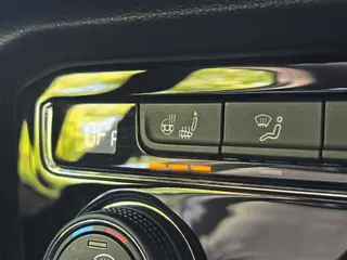 Volkswagen Tiguan L 2017 330TSI Automatic Two-Drive Deluxe Edition interior photo 20 Volkswagen Tiguan L 2017 330TSI Automatic Two-Drive Deluxe Edition interior photo 20