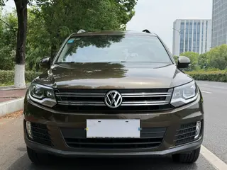 Volkswagen Tiguan 2016 280TSI Automatic Two-Drive Silk Road Fashion Edition exterior photo 2 Volkswagen Tiguan 2016 280TSI Automatic Two-Drive Silk Road Fashion Edition exterior photo 2