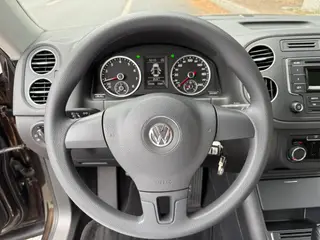 Volkswagen Tiguan 2016 280TSI Automatic Two-Drive Silk Road Fashion Edition interior photo 11 Volkswagen Tiguan 2016 280TSI Automatic Two-Drive Silk Road Fashion Edition interior photo 11