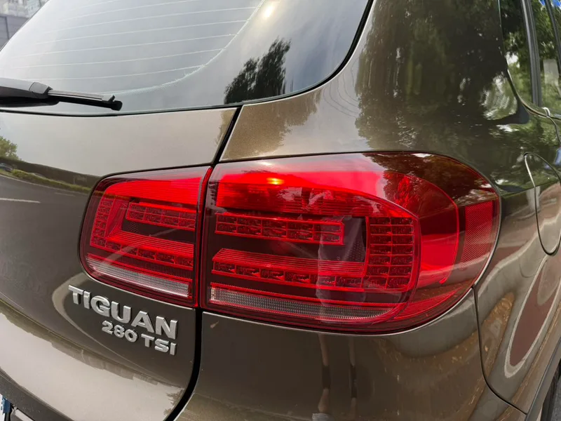 Volkswagen Tiguan 2016 280TSI Automatic Two-Drive Silk Road Fashion Edition interior photo 15 Volkswagen Tiguan 2016 280TSI Automatic Two-Drive Silk Road Fashion Edition interior photo 15