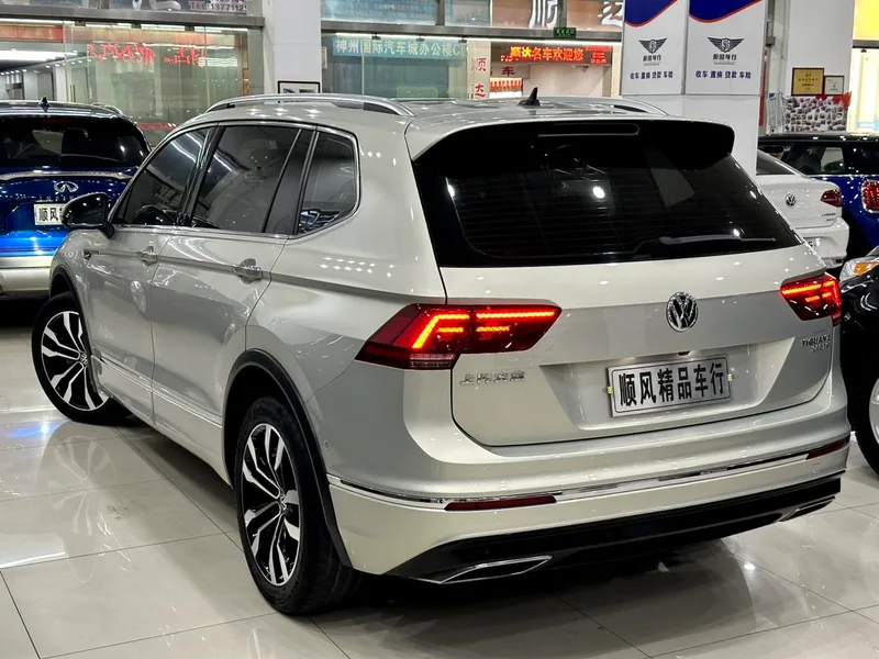 Volkswagen Tiguan L 2019 380TSI Automatic four-wheel drive R-Line Respect Ultimate Edition China V exterior photo 2 Volkswagen Tiguan L 2019 380TSI Automatic four-wheel drive R-Line Respect Ultimate Edition China V exterior photo 2
