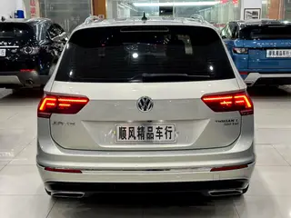 Volkswagen Tiguan L 2019 380TSI Automatic four-wheel drive R-Line Respect Ultimate Edition China V exterior photo 3 Volkswagen Tiguan L 2019 380TSI Automatic four-wheel drive R-Line Respect Ultimate Edition China V exterior photo 3
