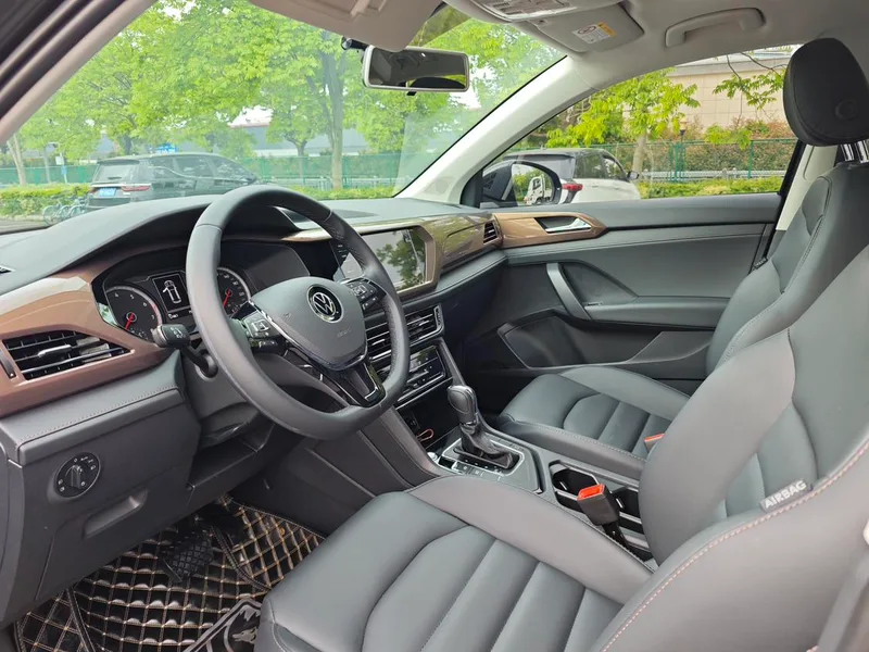 Volkswagen Tharu 2021 280TSI 2WD Comfort Version interior photo 7 Volkswagen Tharu 2021 280TSI 2WD Comfort Version interior photo 7