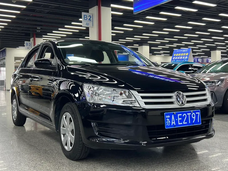 Volkswagen Santana 2015 1.6L Ручная модная версия экстерьер фото 4 Volkswagen Santana 2015 1.6L Ручная модная версия экстерьер фото 4