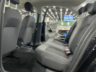 Volkswagen Santana 2015 1.6L Ручная модная версия интерьер фото 9 Volkswagen Santana 2015 1.6L Ручная модная версия интерьер фото 9