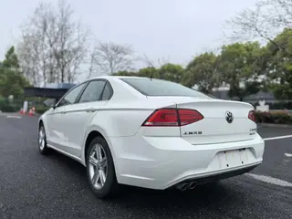 Volkswagen Lamando 2015 280TSI DSG Comfort Edition exterior photo 3 Volkswagen Lamando 2015 280TSI DSG Comfort Edition exterior photo 3