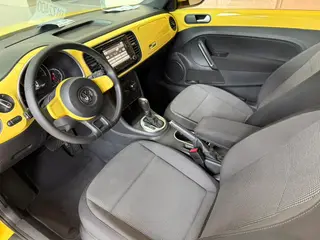 Volkswagen Beetle 2015 180TSI interior photo 9 Volkswagen Beetle 2015 180TSI interior photo 9