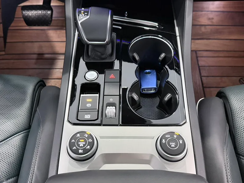Volkswagen Touareg 2019 3.0TSI Ruizhi Edition China V exterior photo 9 Volkswagen Touareg 2019 3.0TSI Ruizhi Edition China V exterior photo 9