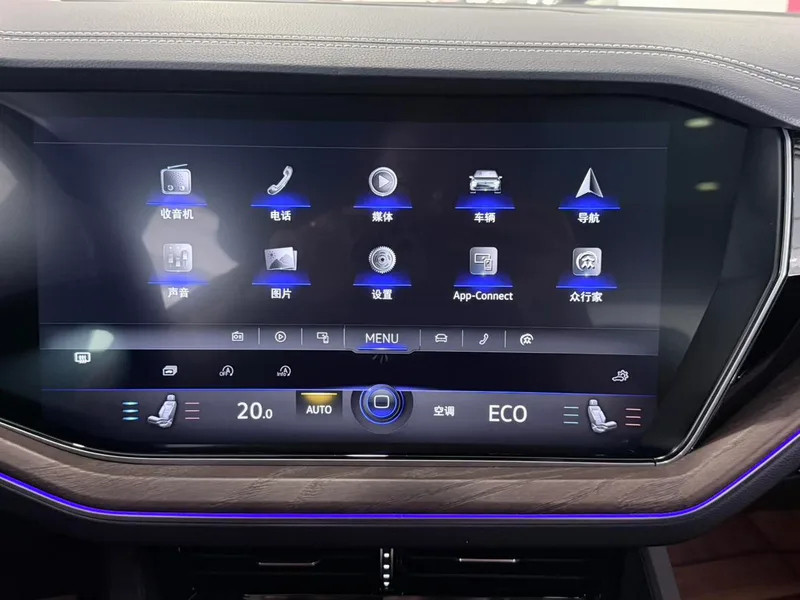Volkswagen Touareg 2019 3.0TSI Ruizhi Edition China V interior photo 16 Volkswagen Touareg 2019 3.0TSI Ruizhi Edition China V interior photo 16
