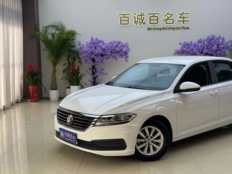 Volkswagen Lavida 2019 1.5L Automatic Fashion Edition Country VI exterior photo 2 Volkswagen Lavida 2019 1.5L Automatic Fashion Edition Country VI exterior photo 2