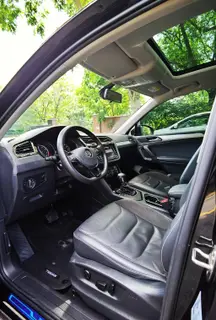 Volkswagen Tiguan L 2019 330TSI Automatic two-wheel drive panoramic comfort version Country VI interior photo 11