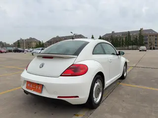 Volkswagen Beetle 2013 1.4TSI Luxury type exterior photo 6 Volkswagen Beetle 2013 1.4TSI Luxury type exterior photo 6