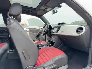 Volkswagen Beetle 2013 1.4TSI Luxury type interior photo 11 Volkswagen Beetle 2013 1.4TSI Luxury type interior photo 11