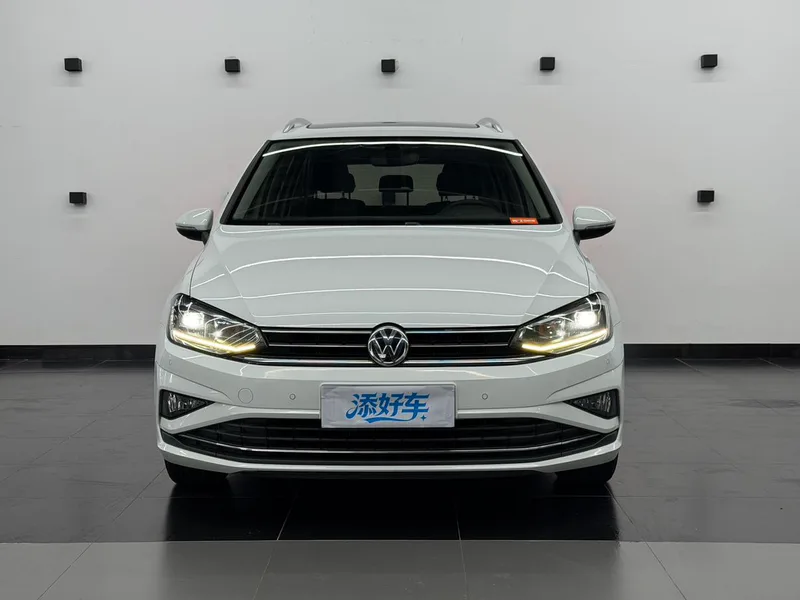 Volkswagen Golf Sportsvan 2019 280TSI Automatic Curious China V exterior photo 2 Volkswagen Golf Sportsvan 2019 280TSI Automatic Curious China V exterior photo 2