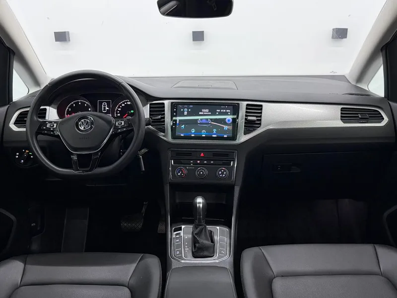 Volkswagen Golf Sportsvan 2019 280TSI Automatic Curious China V interior photo 8 Volkswagen Golf Sportsvan 2019 280TSI Automatic Curious China V interior photo 8